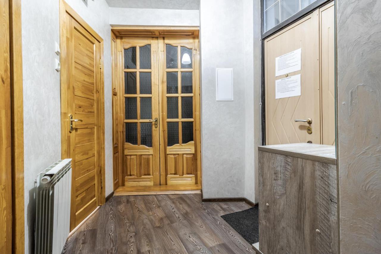 Akademika Hnatyuka Apartment Lwów Zewnętrze zdjęcie