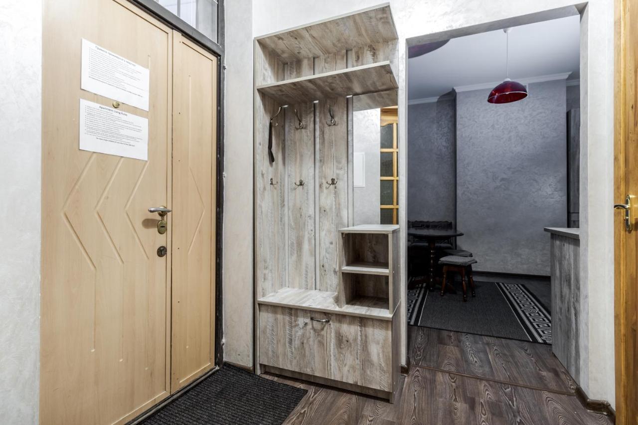 Akademika Hnatyuka Apartment Lwów Zewnętrze zdjęcie